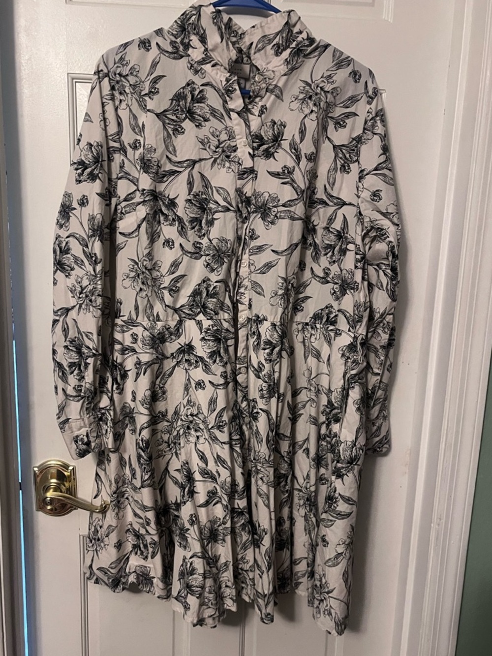 a new day Black Floral Button-Front Long-Sleeve Tiered Dress on Cream
